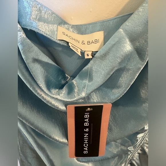 NWT Sachin & Babi Jennings Ruched Hammered Satin Side-Slit Gown, size 6 - Picture 6 of 7